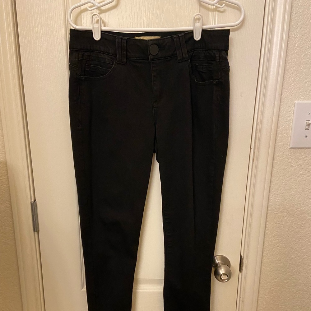 Black skinny jeans